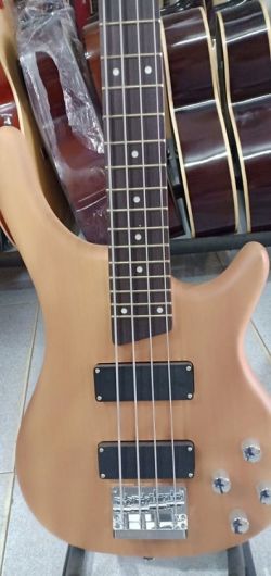 Guitar Bass H370